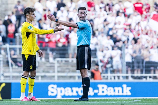 Regionalliga West: Borussia Dortmund II - 1.FC Köln II, 07.08.2026 Jan Peter Weßels (Schiedsrichter), Arne Wessels (Borussia Dortmund U23, 11) Regionalliga West: Borussia Dortmund II - 1.FC Köln II, Rote Erde, Dortmund; 07.08.2026 DFB regulations prohibit any use of photographs as image sequences and or quasi video. *** Regionalliga West: Borussia Dortmund II 1, FC Köln II 0, August 7, 2026; Jan Peter Weßels, referee, Arne Wessels, Borussia Dortmund U23, 11 Regionalliga West: Borussia Dortmund II 1, FC Köln II, Rote Erde, Dortmund, August 7, 2026. DFB regulations prohibit any use of photographs as image sequences and or quasi-video. Copyright: xBEAUTIFULxSPORTS Buriakovx