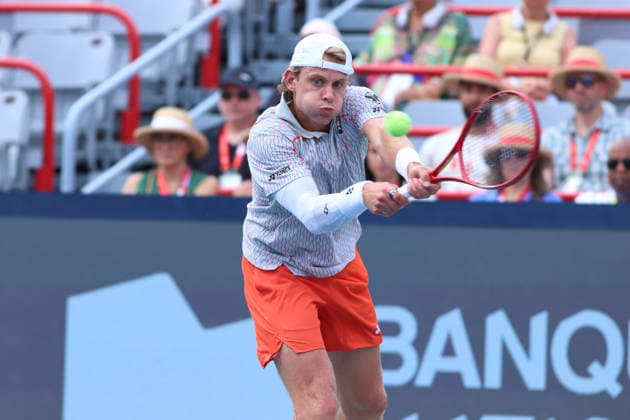 ATP, Tennis Herren Masters 1000 National Bank Open Montreal 2026 - Round of 32 - Day 7 Zizou Bergs of Belgium plays a backhand during the Men™s round of 32 match against Ben Shelton of United States on day 7 of the ATP Masters 1000 National Bank Open at IGA Stadium. on August 7, 2026, in Montreal, Canada. (Photo by Horacio Zamora Eyepix Group) Copyright: xHoracioxZamorax xEyepixxGroupx HZ_07082026_194749