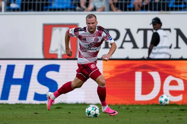 Eric Hottmann (F95, 9), am Ball, Freisteller, Ganzkörper, Einzelbild, Einzelfoto, Aktion, Action, 07.08.2026, Mannheim (Deutschland), Fussball, 3. Liga, SV Waldhof Mannheim - Fortuna Düsseldorf, DFB DFL REGULATIONS PROHIBIT ANY USE OF PHOTOGRAPHS AS IMAGE SEQUENCES AND OR QUASI-VIDEO. *** Eric Hottmann F95, 9, on the ball, cutout, full-body, single frame, single photo, action, August 7, 2026, Mannheim, Germany, soccer, 3rd Division, SV Waldhof Mannheim vs. Fortuna Düsseldorf, DFB and DFL regulations prohibit any use of photographs as image sequences and or quasi-video xozx