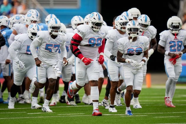 August 7, 2026, Nashville, Tennessee, USA: Tennessee Titans disperse for practice during the Blue & White Scrimmage at Nissan Stadium. Nashville USA - ZUMAh237 20260807_zsp_h237_009 Copyright: xCamdenxHallx