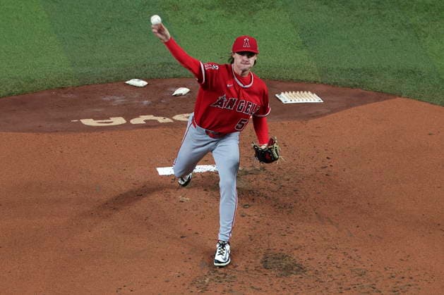 MLB, Baseball Herren, USA - Miami Marlins vs Los Angeles Angels Los Angeles Angels right-handed pitcher George Klassen in action during the Major League Baseball (MLB) game between the Miami Marlins and the Los Angeles Angels in Miami, Florida, USA, 07 August 2026. MIAMI FLORIDA United States  Copyright: xCRISTOBALxHERRERA-ULASHKEVICHx
