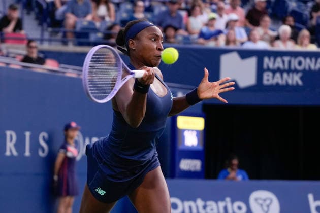 WTA, Tennis Damen Masters 1000 National Bank Open Toronto 2026 - Round of 32 - Day 7 Coco Gauff of United States plays a forehand during the Women™s Singles round of 32 match against Maria Sakkari of Greece on day 7 of the WTA Masters 1000 National Bank Open at Sobeys Stadium on August 7, 2026, in Toronto, Canada. (Photo by Leonardo Ramirez Eyepix Group) Copyright: xLeonardoxRamirezx xEyepixxGroupx LR_06082026_09189