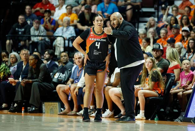 UNCASVILLE, CT - AUGUST 07: Rachid Meziane of the Connecticut Sun speaks with Charlisse Leger-Walker 4 of the Connecticut Sun during the WNBA, Basketball Damen, USA game between Phoenix Mercury and Connecticut Sun on August 7, 2026, at Mohegan Sun Arena in Uncasville, CT. (Photo by M. Anthony Nesmith Icon Sportswire) WNBA: AUG 07 Phoenix Mercury at Connecticut Sun EDITORIAL USE ONLY Icon26080717
