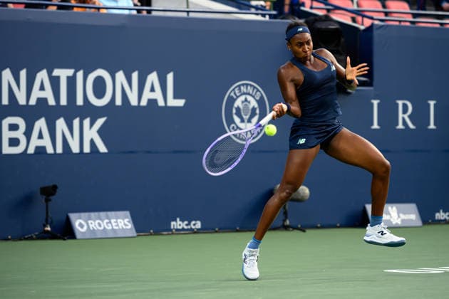 August 7, 2026, Toronto, Ontario, Canada: COCO GAUFF of the United States returns the ball during her third-round match against Maria Sakkari of Greece at the National Bank Open, part of the Hologic WTA, Tennis Damen Tour, at Sobeys Stadium. Gauff defeated Sakkari 6-1, 6-4 to advance to the fourth round. Toronto Canada - ZUMAr228 20260807_znp_r228_044 Copyright: xVasiliyxRyabykhx