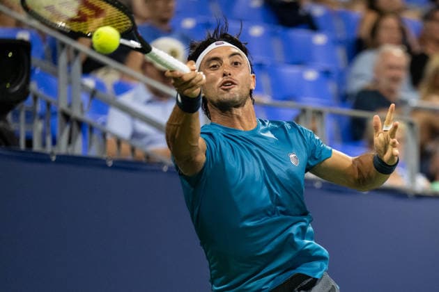 MONTREAL, QC - AUGUST 07: Thiago Agustin Tirante from Argentina returns the ball against Alexei Popyrin from Australia during their singles third round match on day six of the ATP, Tennis Herren 1000 National Bank Open presented by Rogers at Stade IGA on August 7, 2026 in Montreal, Quebec, Canada.(Photo by Vincent Ethier Icon Sportswire) TENNIS: AUG 07 National Bank Open EDITORIAL USE ONLY Icon2608073261