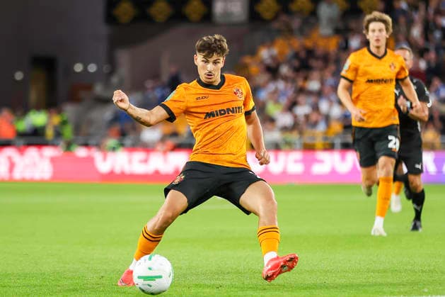 Wolverhampton Wanderers v Port Vale - Carabao Cup First Round Rodrigo Gomes of Wolverhampton Wanderers in attacking action during the Carabao Cup First Round match between Wolverhampton Wanderers and Port Vale at Molineux, Wolverhampton. Wolverhampton West Midlands United Kingdom  Copyright: xMIxNewsx originalFilename:fletcher-wolverha260807_npLDQ.jpg