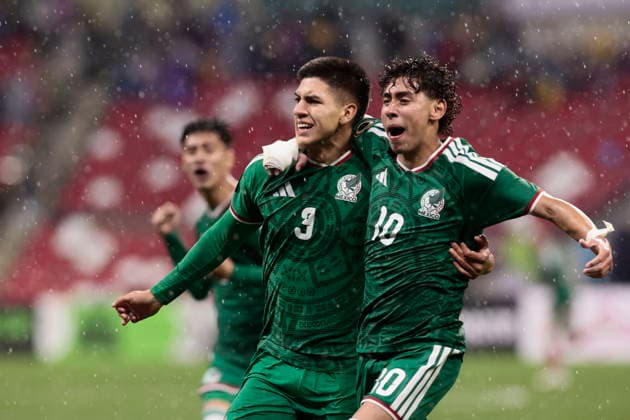 CONCACAF U-20 Championship - Mexico vs Canada Cristobal Alfaro (C) of Mexico celebrates a goal during a semifinal match of the CONCACAF U-20 Championship between Mexico and Canada at Banorte Stadium in Mexico City, Mexico, 07 August 2026. Mexico City Mexico  Copyright: xJosexMendezx