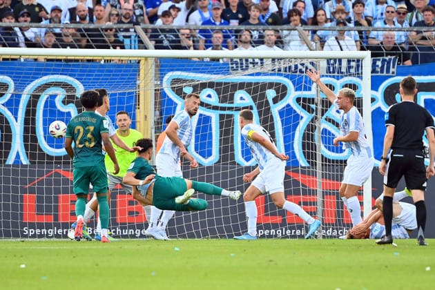 Tor Thomas KASTANARAS (A) zum 2-1, Aktion,Torschuss. Fussball Regionalliga Bayern Saison 2026 2027,26 27 3.Spieltag TSV 1860 Muenchen - FC Augsburg II am 07.08.2026 in Muenchen GRUENWALDER STADION. *** Goal by Thomas KASTANARAS A, making it 2–1, play,Goal attempt, Bavarian Regional League, 2026–2027 season, Matchday 26–27, Game 3: TSV 1860 Munich vs. FC Augsburg II on August 7, 2026, at Grünwalder Stadion in Munich