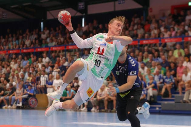 07.08.2026, xtgx, Handball Turnier, EHV Aue - SC Magdeburg emspor, v.l. Gisli Thorgeir Kristjansson (Magdeburg, 10) wirft Tor, Torschuetze, erzielt Tor, Treffer, scores the goal Lößnitz *** August 7, 2026, xtgx, Handball Tournament, EHV Aue vs. SC Magdeburg emspor, from left: Gisli, Thorgeir, Kristjansson, Magdeburg, 10 takes a shot, goal scorer, scores a goal, Lößnitz