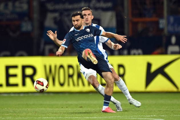 Berkan TAZ (BO) gegen Niklas KOLBE (B) Aktion, Zweikampf, Fussball 2. Bundesliga, 1. Spieltag, VfL Bochum (BO) - Hertha BSC Berlin (B) 0-1 am 07.08.2026 im Vonovia Ruhrstadion Bochum Deutschland. DFL regulations prohibit any use of photographs as image sequences and or quasi-video Â *** Berkan TAZ BO vs. Niklas KOLBE B Action, Tackle, Soccer 2. Bundesliga, Matchday 1, VfL Bochum BO vs. Hertha BSC Berlin B 0–1 on August 7, 2026, at the Vonovia Ruhrstadion in Bochum, Germany. DFL regulations prohibit any use of photographs as image sequences and or quasi-video.