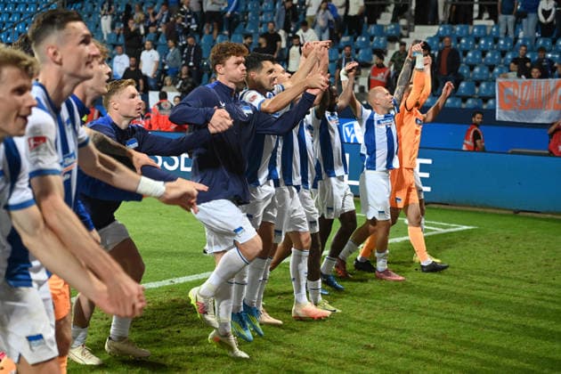 Schlussjubel, Jubel, jubeln, Freude, cheers, Hertha BSC Berlin, Fussball 2. Bundesliga, 1. Spieltag, VfL Bochum (BO) - Hertha BSC Berlin (B) 0-1 am 07.08.2026 im Vonovia Ruhrstadion Bochum Deutschland. DFL regulations prohibit any use of photographs as image sequences and or quasi-video Â *** Final celebration, celebration, cheering, joy, cheers, Hertha BSC Berlin, Soccer 2. Bundesliga, Matchday 1, VfL Bochum BO vs. Hertha BSC Berlin B 0–1 on August 7, 2026, at the Vonovia Ruhrstadion in Bochum, Germany. DFL regulations prohibit any use of photographs as image sequences and or quasi-video.