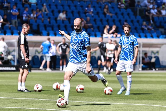 08.08.2026, xtvx, Fussball 2.Bundesliga, SV Darmstadt 98 - Holstein Kiel v.l. Aleksandar Vukotic (SV Darmstadt 98) warms up, beim Aufwaermen Torschuss, has a shot on goal (DFL DFB REGULATIONS PROHIBIT ANY USE OF PHOTOGRAPHS as IMAGE SEQUENCES and or QUASI-VIDEO) Darmstadt *** August 8, 2026, xtvx, Soccer 2. Bundesliga, SV Darmstadt 98 vs. Holstein Kiel: Aleksandar Vukotic of SV Darmstadt 98 warms up; takes a shot on goal during warm-ups. DFL and DFB regulations prohibit any use of photographs as image sequences and or quasi-video. Darmstadt