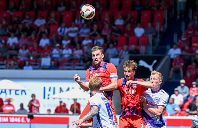 08.08.2026, xemx, Fussball 2.Bundesliga, 1.FC Heidenheim - VfL Osnabrück v.l. Julian Niehues (1.FC Heidenheim), Leon Opitz (VfL Osnabrück), Jan Schoeppner (1.FC Heidenheim), Niklas Wiemann (VfL Osnabrück) Zweikampf, Aktion, action, battle for the ball (DFL DFB REGULATIONS PROHIBIT ANY USE OF PHOTOGRAPHS as IMAGE SEQUENCES and or QUASI-VIDEO) Heidenheim *** August 8, 2026, xemx, Soccer 2. Bundesliga, 1. FC Heidenheim vs. VfL Osnabrück – Julian Niehues (1. FC Heidenheim), Leon Opitz (VfL Osnabrück), Jan Schoeppner 1 FC Heidenheim, Niklas Wiemann VfL Osnabrück, tackle, action, battle for the ball. DFL and DFB regulations prohibit any use of photographs as image sequences and or quasi-video. Heidenheim
