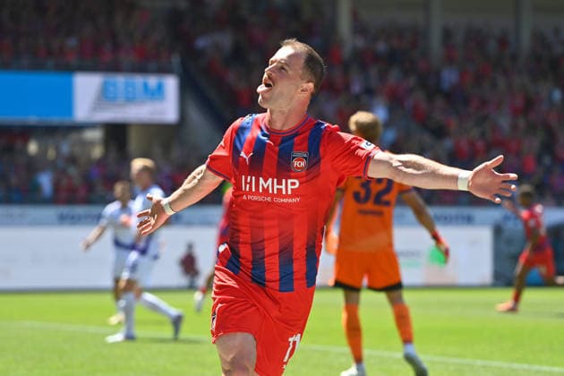 Torjubel Budu ZIVZIVADZE (Heidenheim), Jubel,Freude,Begeisterung,, Aktion,Einzelbild,angeschnittenes Einzelmotiv,Halbfigur,halbe Figur. Fussball 2. Bundesliga Saison 2026 2027, 1.Spieltag, Spieltag01 1.FC Heidenheim - VfL Osnabrueck am 08.08.2026 , VOITH ARENA *** Goal celebration: Budu ZIVZIVADZE, Heidenheim; celebration, joy, excitement; action; single frame; cropped single subject; half-length portrait; soccer; 2. Bundesliga; 2026–2027 season, Matchday 1, Matchday 01: 1. FC Heidenheim vs. VfL Osnabrück on August 8, 2026, VOITH ARENA