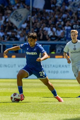 08.08.2026, xdaymx, Fussball 2.Bundesliga, Karlsruher SC - Arminia Bielefeld. Zor, Danyal am Ball. (DFL DFB REGULATIONS PROHIBIT ANY USE OF PHOTOGRAPHS as IMAGE SEQUENCES and or QUASI-VIDEO) Karlsruhe *** August 8, 2026, xdaymx, Soccer 2. Bundesliga, Karlsruher SC vs. Arminia Bielefeld, Zor, Danyal on the ball. DFL and DFB regulations prohibit any use of photographs as image sequences and or quasi-video. Karlsruhe