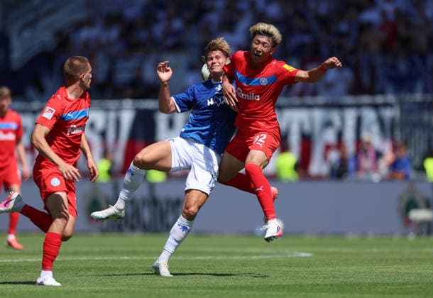 08.08.2026, Fussball 2. Bundesliga, SV Darmstadt 98 - Holstein Kiel, v.l., Fynn Lakenmacher (SV Darmstadt 98), Hiroki Sekine (Holstein Kiel) DFL DFB REGULATIONS PROHIBIT ANY USE OF PHOTOGRAPHS AS IMAGE SEQUENCES AND OR QUASI-VIDEO. xdcx *** August 8, 2026, Soccer, 2. Bundesliga, SV Darmstadt 98 vs. Holstein Kiel, from left: Fynn Lakenmacher (SV Darmstadt 98), Hiroki Sekine (Holstein Kiel). DFL and DFB regulations prohibit any use of photographs as image sequences and or quasi-video. xdcx Copyright: HMBxMedia Claus