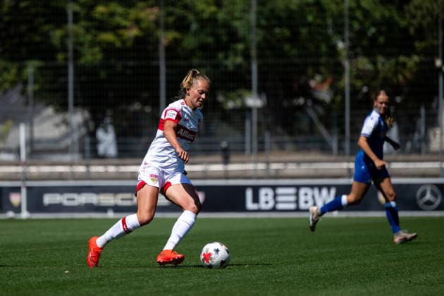 08.08.2026, GER, Fussball, Frauen, Testspiel, Saison 2026 2027, VfB Stuttgart vs TSG 1899 Hoffenheim Maximiliane Rall ( VfB Stuttgart, 08 ) am Ball, Stuttgart Robert-Schlienz-Stadion Baden-Württemberg Deutschland *** August 8, 2026, GER, Soccer, Women s, Friendly, 2026–2027 Season, VfB Stuttgart vs. TSG 1899 Hoffenheim Maximiliane Rall VfB Stuttgart, 08 am Ball, Stuttgart Robert Schlienz Stadium Baden-Württemberg Germany Copyright: xNordphoto Memmlerx