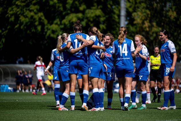 08.08.2026, GER, Fussball, Frauen, Testspiel, Saison 2026 2027, VfB Stuttgart vs TSG 1899 Hoffenheim Nadine Bitzer ( Hoffenheim, 30 ), Franziska Harsch ( Hoffenheim, 17 ), Jonna van de Velde ( Hoffenheim, 25 ), Lisa Doorn ( Hoffenheim, 14 ), Milena Röder ( Hoffenheim, 16 ), Svenja Fölmli ( Hoffenheim, 19 ) jubeln über das Tor zum 1:1, Stuttgart Robert-Schlienz-Stadion Baden-Württemberg Deutschland *** August 8, 2026, GER, Soccer, Women, Friendly, 2026–2027 Season, VfB Stuttgart vs. TSG 1899 Hoffenheim: Nadine Bitzer (Hoffenheim, 30), Franziska Harsch (Hoffenheim, 17), Jonna van de Velde (Hoffenheim, 25), Lisa Doorn (Hoffenheim, 14), Milena Röder (Hoffenheim, 16), and Svenja Fölmli (Hoffenheim, 19) celebrate the goal that tied the score at 1–1 at the Robert Schlienz Stadium in Stuttgart, Baden-Württemberg, Germany Copyright: xNordphoto Memmlerx