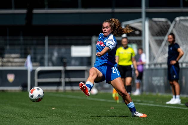 08.08.2026, GER, Fussball, Frauen, Testspiel, Saison 2026 2027, VfB Stuttgart vs TSG 1899 Hoffenheim Laia Martret Jimenez ( Hoffenheim, 21 ) am Ball, Stuttgart Robert-Schlienz-Stadion Baden-Württemberg Deutschland *** August 8, 2026, GER, Soccer, Women, Friendly, 2026–2027 Season, VfB Stuttgart vs. TSG 1899 Hoffenheim, Laia Martret Jimenez (Hoffenheim), 21 on the ball, Stuttgart, Robert Schlienz Stadium, Baden-Württemberg, Germany Copyright: xNordphoto Memmlerx