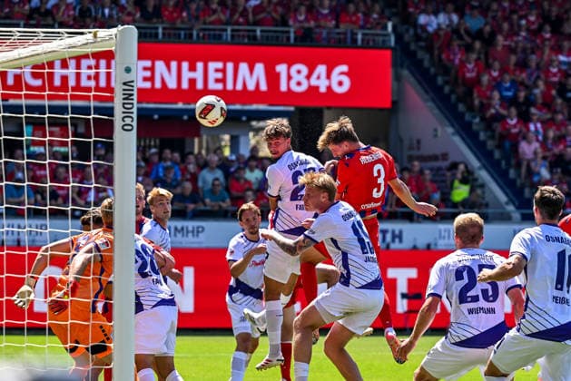 08.08.2026, GER, Fußball, Herren, 2. Bundesliga, 1. FC Heidenheim vs VfL Osnabrück Jan Schöppner (Heidenheim, 3), Tor zum 3:2 per Kopf Heidenheim Voith-Arena Baden-Württemberg Deutschland *** August 8, 2026, Germany, Soccer, Men s, 2. Bundesliga, 1. FC Heidenheim vs. VfL Osnabrück, Jan Schöppner, Heidenheim, 3, header for the 3-2 goal, Heidenheim Voith Arena, Baden-Württemberg, Germany Copyright: xNordphotox xHafnerx
