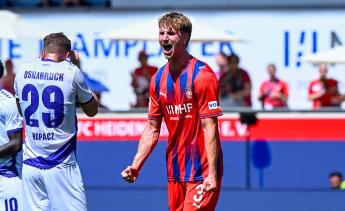 08.08.2026, xemx, Fussball 2.Bundesliga, 1.FC Heidenheim - VfL Osnabrück v.l. Jan Schoeppner (1.FC Heidenheim) Jubel, Torjubel, celebrate the goal, jubelt ueber das Tor zum 3:2 (DFL DFB REGULATIONS PROHIBIT ANY USE OF PHOTOGRAPHS as IMAGE SEQUENCES and or QUASI-VIDEO) Heidenheim *** August 8, 2026, xemx, Soccer 2. Bundesliga, 1. FC Heidenheim vs. VfL Osnabrück, Jan Schoeppner, 1. FC Heidenheim celebration, Goal celebration, celebrating the goal, cheering over the goal that made it 3–2 DFL DFB REGULATIONS PROHIBIT ANY USE OF PHOTOGRAPHS as IMAGE SEQUENCES and or QUASI-VIDEO Heidenheim