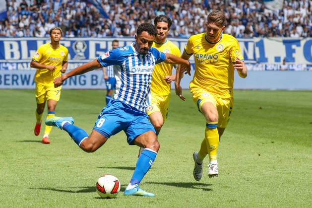 08.08.2026, xgox, Fussball - 2.Bundesliga 1.FC Magdeburg - Eintracht Braunschweig emspor, v.l. Emmanuel Iyoha (Magdeburg, 8), Florian Flick (Braunschweig, 6) Zweikampf, Duell, Kampf, tackle (DFL DFB REGULATIONS PROHIBIT ANY USE OF PHOTOGRAPHS as IMAGE SEQUENCES and or QUASI-VIDEO) Magdeburg *** August 8, 2026, xgox, Soccer 2. Bundesliga 1 FC Magdeburg vs. Eintracht Braunschweig emspor, from left: Emmanuel Iyoha (Magdeburg), 8, Florian Flick (Braunschweig), 6: Tackle, duel, battle, DFL DFB REGULATIONS PROHIBIT ANY USE OF PHOTOGRAPHS AS IMAGE SEQUENCES AND OR QUASI-VIDEO Magdeburg