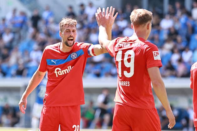 08.08.2026, xtvx, Fussball 2.Bundesliga, SV Darmstadt 98 - Holstein Kiel v.l. Goal scored, Tor zum 0:2 Phil Harres (Holstein Kiel) Torjubel, Goal celebration, celebrate the goal, celebrates scoring Aldin Jakupovic (Holstein Kiel) Phil Harres (Holstein Kiel) (DFL DFB REGULATIONS PROHIBIT ANY USE OF PHOTOGRAPHS as IMAGE SEQUENCES and or QUASI-VIDEO) Darmstadt *** August 8, 2026, xtvx, Soccer 2. Bundesliga, SV Darmstadt 98 vs. Holstein Kiel – Goal scored, goal making it 0–2 by Phil Harres of Holstein Kiel, goal celebration, Goal celebration, celebrating the goal, celebrating the score; Aldin Jakupovic, Holstein Kiel; Phil Harres, Holstein Kiel; DFL and DFB regulations prohibit any use of photographs as image sequences and or quasi-video; Darmstadt