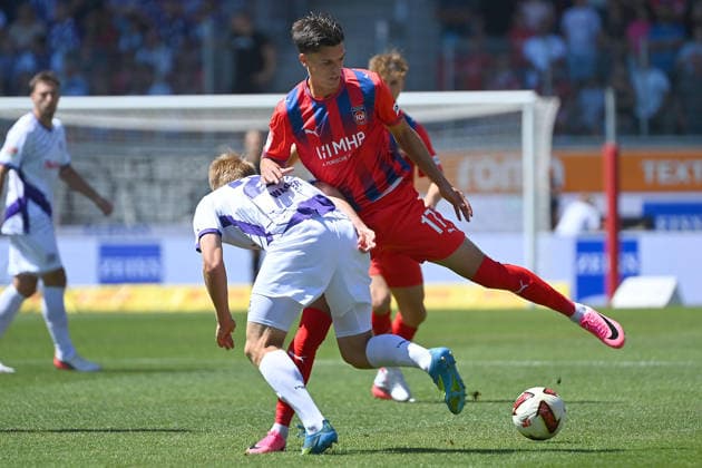 Mathias HONSAK (Heidenheim), Fridolin WAGNER (OS), Einzelbild,angeschnittenes Einzelmotiv,Halbfigur,halbe Figur. Fussball 2. Bundesliga Saison 2026 2027, 1.Spieltag, Spieltag01 1.FC Heidenheim - VfL Osnabrueck am 08.08.2026 , VOITH ARENA *** Mathias HONSAK Heidenheim, Fridolin WAGNER OS, single image, cropped single subject, half-length portrait, soccer, 2. Bundesliga, 2026–2027 season, Matchday 1, Matchday 01: 1. FC Heidenheim vs. VfL Osnabrück on August 8, 2026, VOITH ARENA