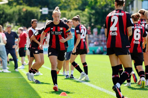 Fußball I Frauen I Testspiel I Bayer 04 Leverkusen - Feyenoord Rotterdam I 08.08.2026 Carolin Simon (30, Bayer 04 Leverkusen) Leverkusen Ulrich-Haberland-Stadion Niedersachsen Deutschland *** Soccer I Women s I Friendly Match I Bayer 04 Leverkusen vs. Feyenoord Rotterdam I August 8, 2026 Carolin Simon 30, Bayer 04 Leverkusen, Ulrich Haberland Stadium, Lower Saxony, Germany Copyright: xLobeca CedricxSiefkerx