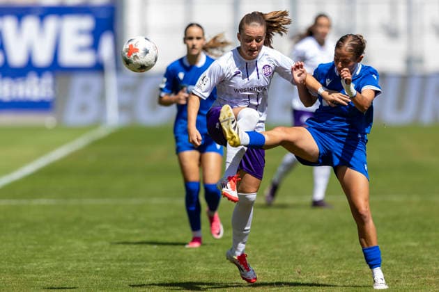 2. Frauen-Bundesliga: FC Carl Zeiss Jena vs. SGS Essen; Jena; 08.08.2026 Lisa Gora ( 8; FC Carl Zeiss Jena) gegen JoÃ«lle Tabea Steiner ( 3; SGS Essen) 2. Frauen-Bundesliga: FC Carl Zeiss Jena vs. SGS Essen; ad hoc arena im Ernst-Abbe-Sportfeld; 08.08.2026 *** Women s Bundesliga Match: FC Carl Zeiss Jena vs. SGS Essen, Jena, August 8, 2026, Lisa Gora 8, FC Carl Zeiss Jena vs. JoÃ«lle Tabea Steiner 3 SGS Essen 2 Women s Bundesliga FC Carl Zeiss Jena vs. SGS Essen at the ad hoc arena at Ernst Abbe Sportfeld August 8, 2026 Copyright: xBEAUTIFULxSPORTS Duehringx