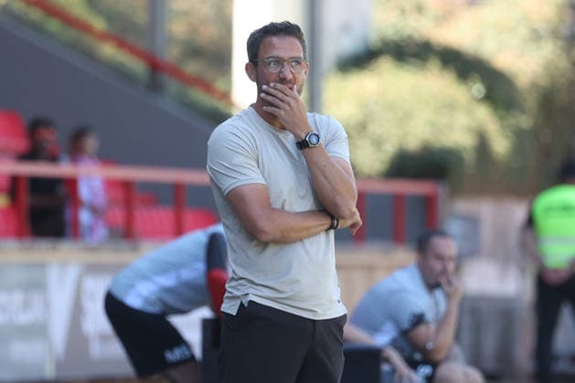 Trainer Boris Schommers (SI) Fussball Regionalliga West, 2. Spieltag, Sportfreunde Siegen - VfB 03 Hilden, am 08.08.2026 in Siegen Deutschland. *** Coach Boris Schommers, SI Soccer Regionalliga West, Matchday 2, Sportfreunde Siegen vs. VfB 03 Hilden, on August 8, 2026, in Siegen, Germany
