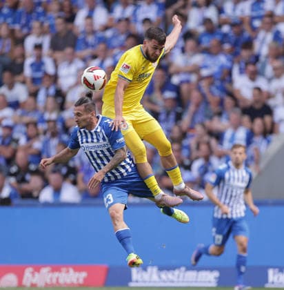 Mehmet Aydin (Eintracht Braunschweig), Baris Atik (1.FC Magdeburg) Fussball, Herren, Saison 2026 2027 2.BL, Avnet Arena, 1.Spieltag, 1.FC Magdeburg gegen Eintracht Braunschweig DFL REGULATIONS PROHIBIT ANY USE OF PHOTOGRAPHS AS IMAGE SEQUENCES AND OR QUASI-VIDEO. *** Mehmet Aydin, Eintracht Braunschweig; Baris Atik, 1 FC Magdeburg; Soccer, Men s, 2026–2027 Season, 2. Bundesliga, Avnet Arena, Matchday 1, 1 FC Magdeburg vs. Eintracht Braunschweig. DFL regulations prohibit any use of photographs as image sequences and or quasi-video.