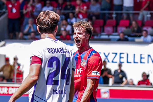 Deutschland: Fussball Saison 2026 2027 , 2. Bundesliga , 1. FC Heidenheim vs. VfL Osnabrück - Voith-Arena (Heidenheim) : Jan Schöppner Jan Schoeppner (1. FC Heidenheim, 3) Mimik, Gesichtsausdruck, Emotion, Tor und Torjubel zum 3:2 Heidenheim Voith-Arena Deutschland *** German Soccer Season 2026–2027, 2. Bundesliga, 1 FC Heidenheim vs. VfL Osnabrück, Voith Arena, Heidenheim, Jan Schöppner, 1 FC Heidenheim, 3 facial expressions, emotions, goal, and goal celebration for the 3–2 win by Heidenheim at the Voith Arena in Germany Copyright: xBennetxLongx