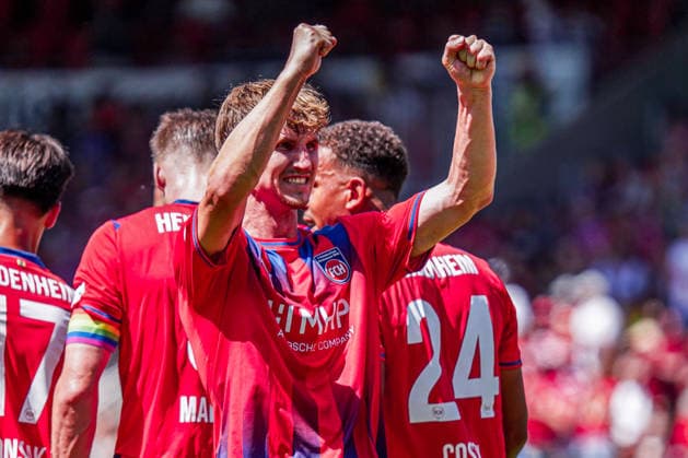 Deutschland: Fussball Saison 2026 2027 , 2. Bundesliga , 1. FC Heidenheim vs. VfL Osnabrück - Voith-Arena (Heidenheim) : Jan Schöppner Jan Schoeppner (1. FC Heidenheim, 3) Tor und Torjubel zum 3:2, Mimik, Gesichtsausdruck, Emotion Geste, Gestik, Emotion Heidenheim Voith-Arena Deutschland *** German Soccer Season 2026–2027, 2. Bundesliga, 1 FC Heidenheim vs. VfL Osnabrück, Voith Arena, Heidenheim, Jan Schöppner, Jan Schoeppner, 1 FC Heidenheim, 3 goals and goal celebration for the 3–2 win, facial expressions, emotions, gestures, Heidenheim, Voith Arena, Germany Copyright: xBennetxLongx