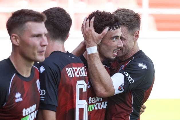 3. Liga; FC Ingolstadt 04 - Würzburger Kickers; Tor Jubel Treffer 2:1 Davide Sekulovic (33, FCI) Simon Lorenz (32, FCI) 3. Liga - FC Ingolstadt 04 Würzburger Kickers Saison 2026 2027 *** 3rd Division FC Ingolstadt 04 vs. Würzburger Kickers Goal Celebration Goal 2 1 Davide Sekulovic 33, FCI Simon Lorenz 32, FCI 3rd Division FC Ingolstadt 04 vs. Würzburger Kickers 2026–2027 Season