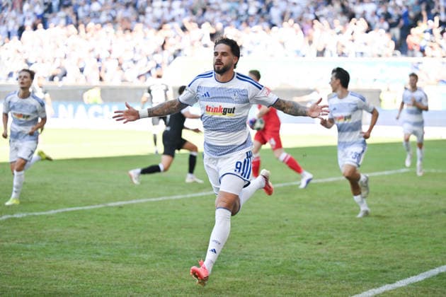 Jubel Lex Tyger Lobinger (MSV Duisburg) 1:0 08.08.2026, Fussball, 3. Liga, Saison 2026 27, 1. Spieltag, MSV Duisburg - SV Meppen DFB regulations prohibit any use of photographs as image sequences and or quasi-video Duisburg Schauinsland Reisen Arena Nordrhein Westfalen Deutschland *** Jubel Lex Tyger Lobinger MSV Duisburg 1 0 August 8, 2026, Soccer, 3rd Division, 2026–27 Season, Matchday 1, MSV Duisburg vs. SV Meppen. DFB regulations prohibit any use of photographs as image sequences and or quasi-video. Duisburg, Schauinsland Reisen Arena, North Rhine-Westphalia, Germany Team2
