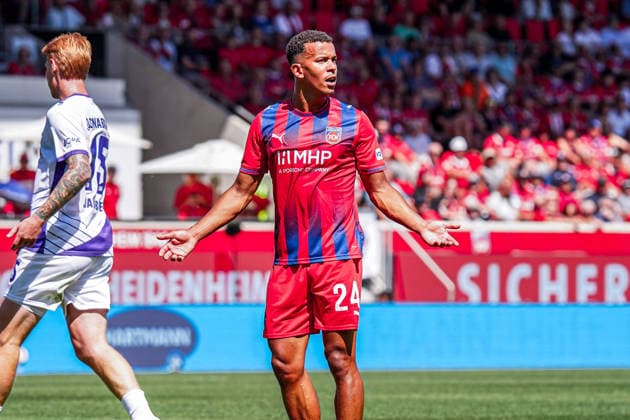 Deutschland: Fussball Saison 2026 2027 , 2. Bundesliga , 1. FC Heidenheim vs. VfL Osnabrück - Voith-Arena (Heidenheim) : Marcel Costly (1. FC Heidenheim, 24) Geste, Gestik, Emotion Mimik, Gesichtsausdruck, Emotion Heidenheim Voith-Arena Deutschland *** German Soccer Season 2026–2027, 2. Bundesliga, 1 FC Heidenheim vs. VfL Osnabrück, Voith Arena, Heidenheim, Marcel Costly, 1 FC Heidenheim, 24 Gestures, Body Language, Emotion, Facial Expressions, Heidenheim, Voith Arena, Germany Copyright: xBennetxLongx