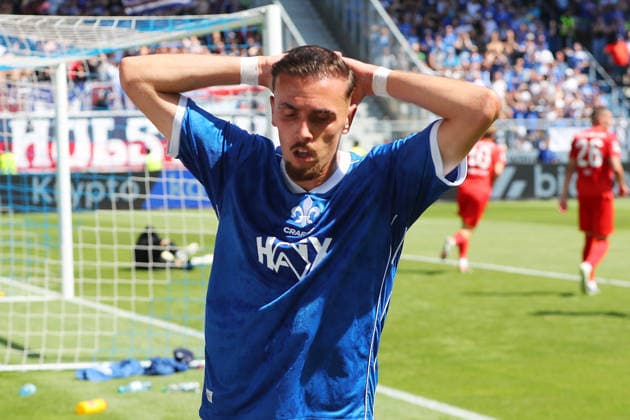 08.08.2026, xtvx, Fussball 2.Bundesliga, SV Darmstadt 98 - Holstein Kiel v.l. Lance Duijevstijn (SV Darmstadt 98) enttaeuscht, enttaeuscht schauend, dissapointed (DFL DFB REGULATIONS PROHIBIT ANY USE OF PHOTOGRAPHS as IMAGE SEQUENCES and or QUASI-VIDEO) Darmstadt *** August 8, 2026, xtvx, Soccer 2. Bundesliga, SV Darmstadt 98 vs. Holstein Kiel, Lance Duijevstijn, SV Darmstadt 98 looks disappointed, DFL and DFB regulations prohibit any use of photographs as image sequences and or quasi-video, Darmstadt