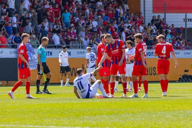08.08.26 1. FC Heidenheim - VfL Osnabrück Deutschland, Heidenheim, 08.08.2026, Fussball, 2. Bundesliga, 1. FC Heidenheim - VfL Osnabrück: Jubel, Sieg (1. FC Heidenheim). *** 08 08 26 1 FC Heidenheim vs. VfL Osnabrück Germany, Heidenheim, 08 08 2026, Soccer, 2. Bundesliga, 1 FC Heidenheim vs. VfL Osnabrück, Celebration, 1 FC Heidenheim Wins