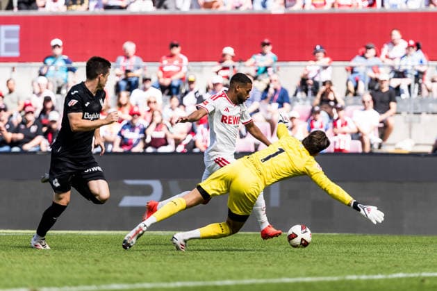 COLOGNE, GERMANY - AUGUST 08: Linton Maina (1. FC Koeln, 37) scores the 1:0 goal during a friendly match of season 2026 27 between 1. FC Köln vs. Real Sociedad San Sebastian at RheinEnergiestadion on August 08, 2026 in Cologne, Germany. North Rhine Westphalia Germany Copyright: xSteffiexWunderlx