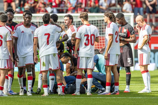 Montrell Culbreath (Bayer 04 Leverkusen) receives medical treatment during the pre-season friendly match between Bayer 04 Leverkusen and Sevilla FC at BayArena on August 8, 2026 in Leverkusen, Germany. (Photo by Mario Hommes DeFodi Images) - *** Montrell Culbreath of Bayer 04 Leverkusen receives medical treatment during the preseason friendly match between Bayer 04 Leverkusen and Sevilla FC at BayArena on August 8, 2026, in Leverkusen, Germany. Photo by Mario Hommes, DeFodi Images