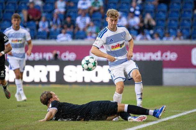 3.Liga MSV Duisburg - SV Meppen ** NUR FÜR REDAKTIONELLE ZWECKE ** EDITORIAL USE ONLY **<p>Fußball 3.Liga MSV Duisburg - SV Meppen am 08.08.26 in der Schauinsland-Reisen Arena in Duisburg Dominik Kother ( Duisburg ) Duisburg Copyright: JakobxKlos *** 3rd Division: MSV Duisburg vs. SV Meppen ** FOR EDITORIAL USE ONLY ** EDITORIAL USE ONLY ** p Soccer 3rd Division: MSV Duisburg vs. SV Meppen on August 8, 2026, at the Schauinsland Reisen Arena in Duisburg. Dominik Kother, Duisburg. Copyright JakobxKlos Copyright: JakobxKlos doc872jyuez2qe1239wb11ha ,EDITORIAL USE ONLY