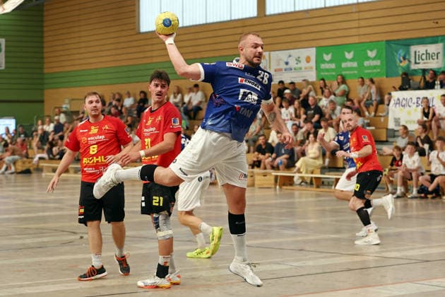 08.08.2026, xovx, Handball Lindencup, HSG Pohlheim - HSG Wettenberg v.l. Mirko Schulcz (HSG Wettenberg), Tristan Schnepp (HSG Wettenberg), Joshua Hantl (HSG Pohlheim), Kai Olbert (HSG Wettenberg) Linden Stadthalle Hessen Deutschland (DE) *** August 8, 2026, xovx, Lindencup Handball, HSG Pohlheim vs. HSG Wettenberg: Mirko Schulcz (HSG Wettenberg), Tristan Schnepp (HSG Wettenberg), Joshua Hantl (HSG Pohlheim), Kai Olbert (HSG Wettenberg); Linden Stadthalle, Hesse, Germany, DE