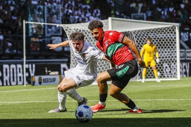NIJMEGEN - (lr) Patrick Brouwer of Telstar, Clement Bischoff of NEC Nijmegen during the Dutch Eredivisie match between NEC Nijmegen and Telstar at De Goffert on August 8, 2026 in Nijmegen, the Netherlands. BART STOUTJESDIJK ANP Eredivisie 2026 27 xVIxANPxSportx xxANPxIVx 565085767 originalFilename: 565085767.jpg