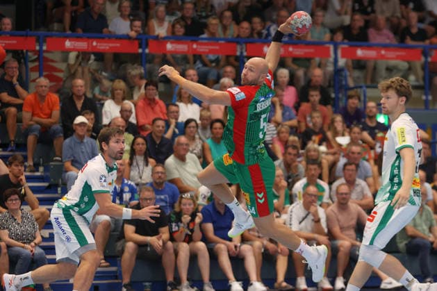 08.08.2026, xtgx, Handball Turnier, SC Magdeburg - SC DHfK Leipzig emspor, v.l. Oscar Bergendahl (Magdeburg, 54) wirft Tor, Torschuetze, erzielt Tor, Treffer, scores the goal Lößnitz *** August 8, 2026, xtgx, Handball Tournament, SC Magdeburg vs. SC DHfK Leipzig emspor, from left: Oscar Bergendahl (Magdeburg), 54, takes a shot, goal scorer, scores a goal, Lößnitz