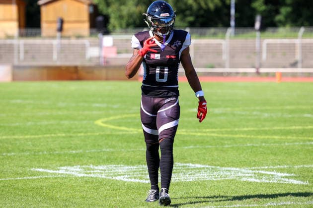 2026_08_08, Berlin Rebels vs Dresden Monarchs, GFL, Mommsenstadion, Berlin Nate Stewart (Berlin Rebels, 00) versucht sich durchzusetzen *** August 8, 2026, Berlin Rebels vs. Dresden Monarchs, GFL, Mommsenstadion, Berlin Nate Stewart of the Berlin Rebels, No. 00, tries to break through