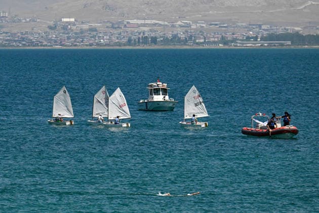12th Van Sea Water Sports Festival kicks off on Lake Van VAN, TURKIYE - AUGUST 08: A view of participants and athletes taking part in the 12th Van Sea Water Sports Festival held at the Edremit-Gebze Water Sports Center on the shores of Lake Van in Van, Turkiye, on August 08, 2026. Organized to promote Lake Van and boost local tourism, the two-day event features Beach volleyball, Beachvolleyball and handball matches, flyboard demonstrations, canoeing, rowing, dragon boat races, and various recreational activities. Ozkan Bilgin Anadolu Van Turkey. Editorial use only. Please get in touch for any other usage.  Copyright: x2026xAnadoluxOzkanxBilginx
