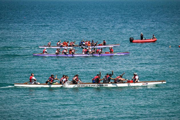 12th Van Sea Water Sports Festival kicks off on Lake Van VAN, TURKIYE - AUGUST 08: A view of participants and athletes taking part in the 12th Van Sea Water Sports Festival held at the Edremit-Gebze Water Sports Center on the shores of Lake Van in Van, Turkiye, on August 08, 2026. Organized to promote Lake Van and boost local tourism, the two-day event features Beach volleyball, Beachvolleyball and handball matches, flyboard demonstrations, canoeing, rowing, dragon boat races, and various recreational activities. Ozkan Bilgin Anadolu Van Turkey. Editorial use only. Please get in touch for any other usage.  Copyright: x2026xAnadoluxOzkanxBilginx