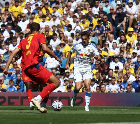 Leeds United v Leipzig, Pre-Season Friendly dan james during the Pre-Season Friendly match between Leeds United and Leipzig at Elland Road, Leeds, UK on 8 August 2026. Leeds Elland Road West Yorkshire UK Editorial use only , Copyright: xStevexMowerx PSI-24676-0036