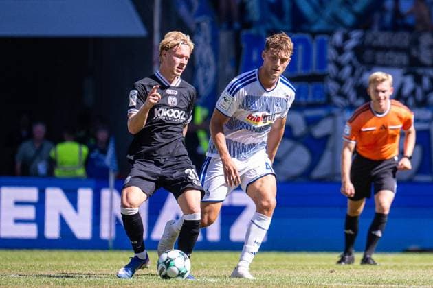 3.Liga MSV Duisburg - SV Meppen ** NUR FÜR REDAKTIONELLE ZWECKE ** EDITORIAL USE ONLY **<p>Fußball 3.Liga MSV Duisburg - SV Meppen am 08.08.26 in der Schauinsland-Reisen Arena in Duisburg Ben Schlicke ( Duisburg ) Duisburg Copyright: JakobxKlos *** 3rd Division: MSV Duisburg vs. SV Meppen ** FOR EDITORIAL USE ONLY ** EDITORIAL USE ONLY ** p Soccer 3rd Division MSV Duisburg vs. SV Meppen on August 8, 2026, at the Schauinsland Reisen Arena in Duisburg Ben Schlicke Duisburg Duisburg Copyright JakobxKlos Copyright: JakobxKlos doc872kshl4xj8ozx8s1cf8 ,EDITORIAL USE ONLY